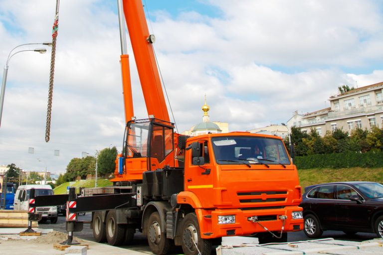 Blended Training - Pembinaan dan Sertifikasi K3 Operator Truck Crane by KEMNAKER RI