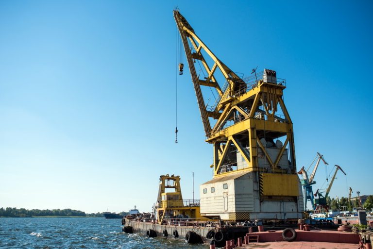 Blended Training - Pembinaan dan Sertifikasi K3 Operator Operator Floating Ship Crane by KEMNAKER RI